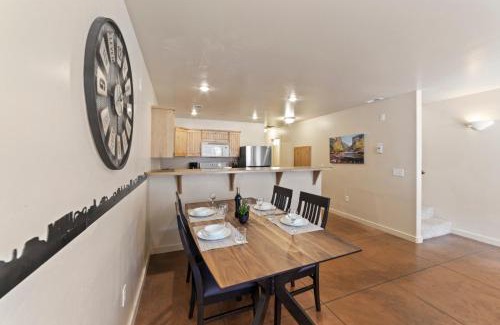 Moab South Valley House | Prickly Pear Vista