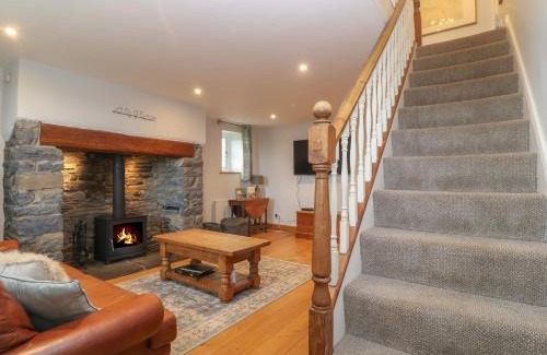Denbigh House | Priddbwll