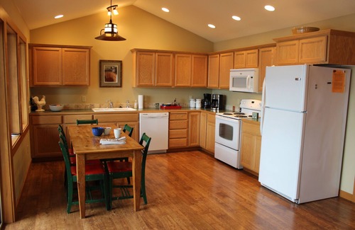 Coolin House | Priest Lake Eastside Cabin with Awesome Views! See Weekly Discount