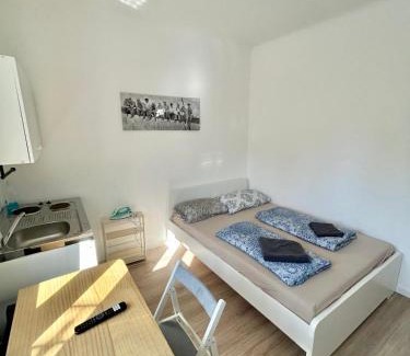 Gerasdorf bei Wien Apartment | Prime GER Apartments near Vienna - Free Parking