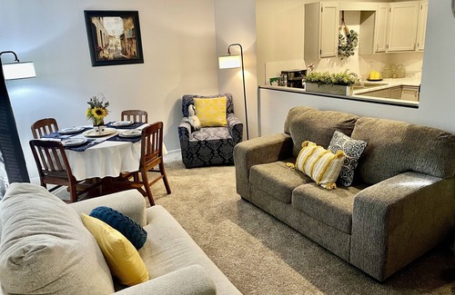 Lindsborg Apartment | Prime location for shopping, art galleries, and dining!