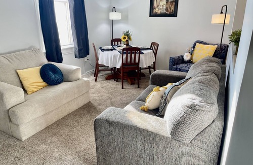 Lindsborg Apartment | Prime location for shopping, art galleries, and dining!