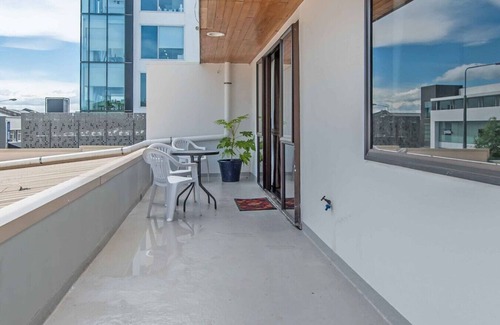Saint Albans Apartment | Prime Location Handy CBD& Restaurants