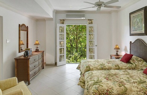 Sandy Lane Villa | Prime location on the Platinum Coast