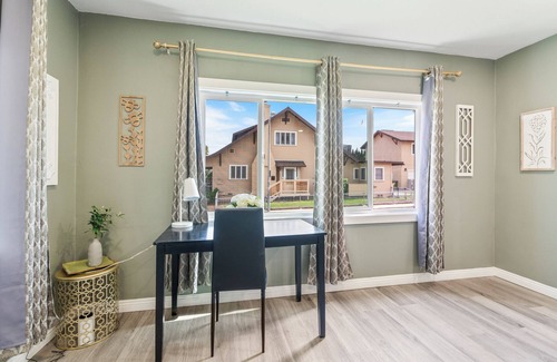 Alhambra Apartment | Prime location Private entry 3bed 2bath Close to DT Alhambra Kingsize Bed! 1n