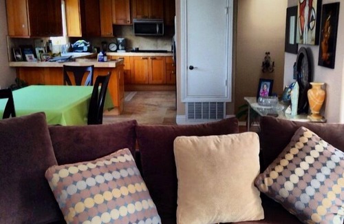 North Redondo House | Prime Location – Steps from Hermosa Beach! n3 bedrooms and 2.5 bathrooms