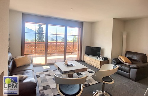 Leysin Apartment | Primevères 4 Apartment of 3 ½ pieces, 84.50m2 (max 4 people), south and west balcony of 50m2, in an