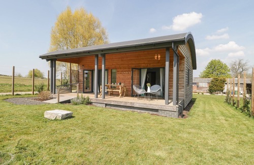 East Pennard Cottage | PRIMROSE, pet friendly, with a garden in West Pennard