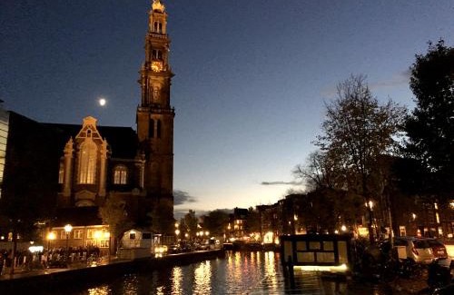 Jordaan Boat Rental | Prince Royal B&B