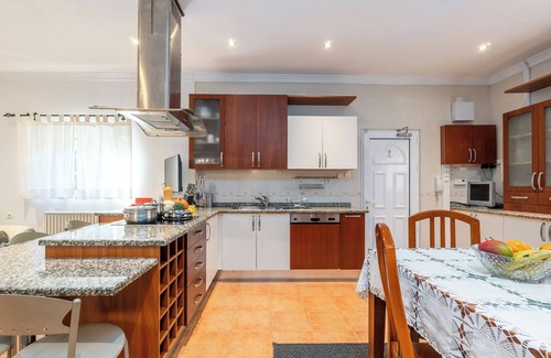 Chaves Villa | Prior's retreat. Cozy house with gardens. Enjoy the surrounding nature.