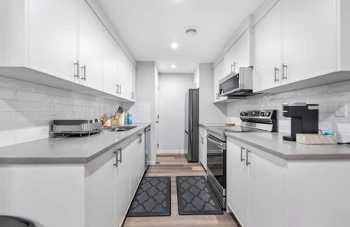 Calgary Apartment | Pristine 1 bedroom basement