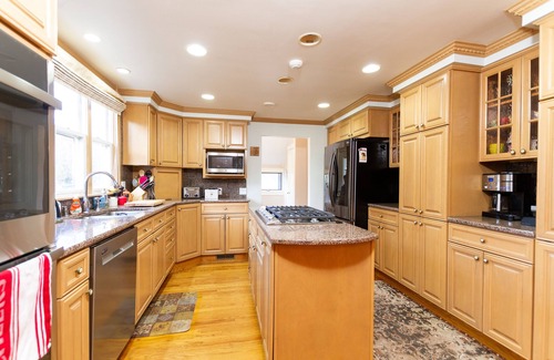 Saunderstown House | Privacy Abound with this Custom Sprawling Home on 6+ Acres - Central Air, Game Room and Beach Passes