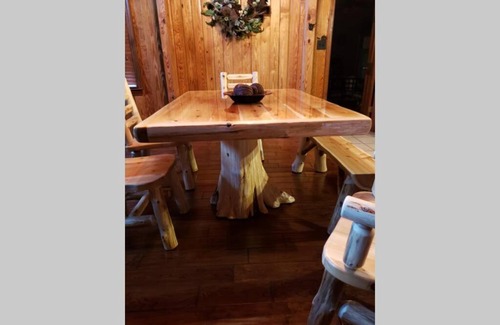 Rustburg House | Privacy and Serenity Rarely Found Near A City