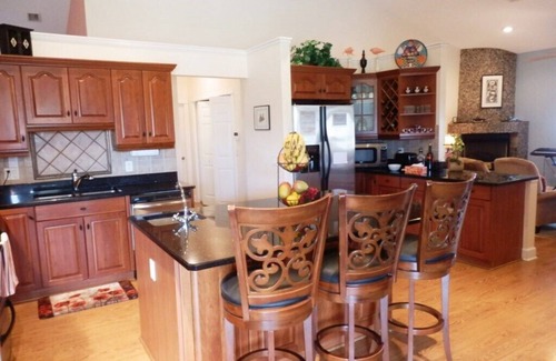 Pebble Beach Villa | Privacy in Paradise, full refund*, heated pool, sleeps 6