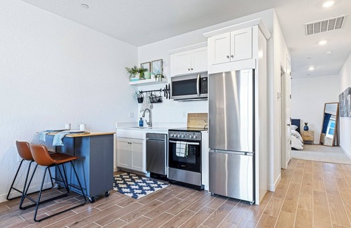 Clovis House | Private 1-Bed Modern BoHo Chic Styled Residence