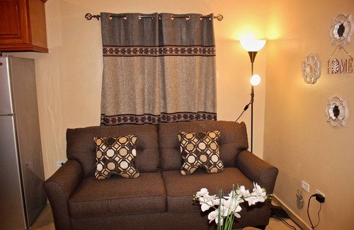 Vineyard Apartment | PRIVATE 1 Bedroom 2 Bathroom in the HEART of ST. MAARTEN 🌴