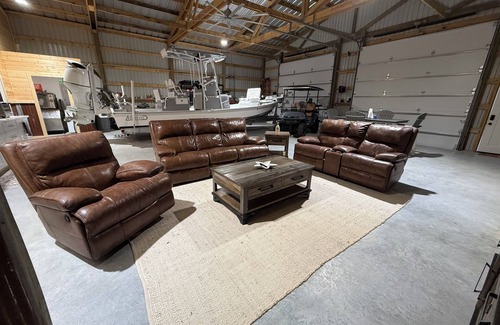 Port O Connor House | Private 2 Bedroom Barndominium with Plenty of Parking & Dog Friendly