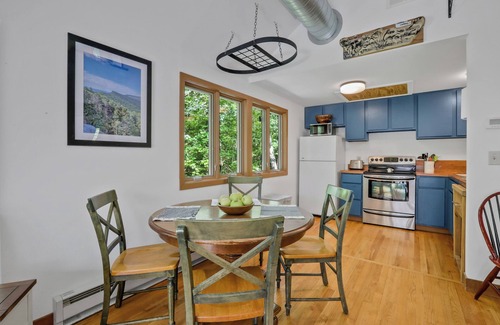 New Paltz House | Private 3-bedroom home bordering the Mohonk Preserve, Dog friendly