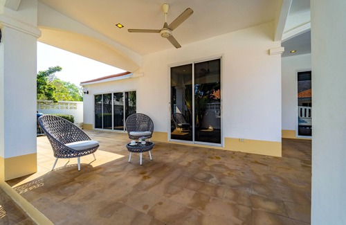Hua Hin Villa | Private 4 Bedroom Pool Villa - NG411