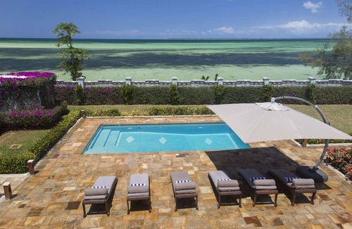 Marumbi Villa | Private 4 bedroom Villa with private pool