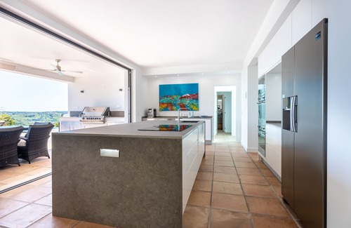 Funchal Villa | Private 7 bedroom property with 3 amazing swimming pools and superb coastal view