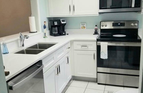 New Port Richey Condo | Private and Cozy villa in gated Golf community.