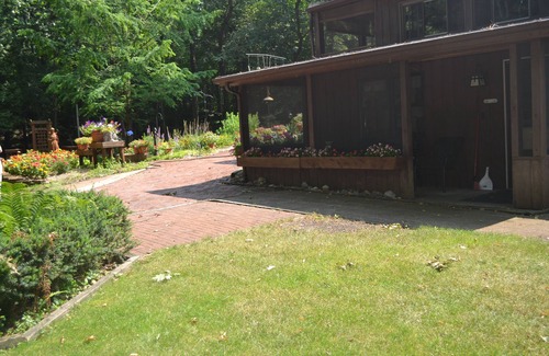 Mishawaka Apartment | Private apartment in beautiful natural setting