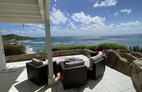 Slob Apartment | Private Apartment with Stunning Ocean Views and Pool