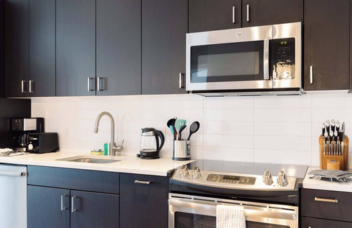 Seaport District Apartment | Private Apt Downtown Walk to Harbor