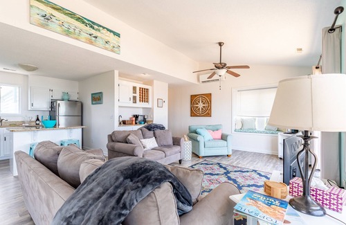 Topsail Beach House | Private Beach Access w/Ocean View-Sleeps 10!