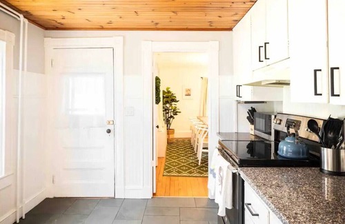 Glen Cove House | Private Beach mins to Camden