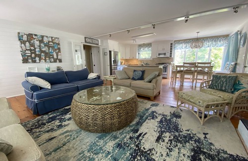 South Dennis House | Private beach on saltwater pond, dog friendly 4BR in secluded neighborhood.