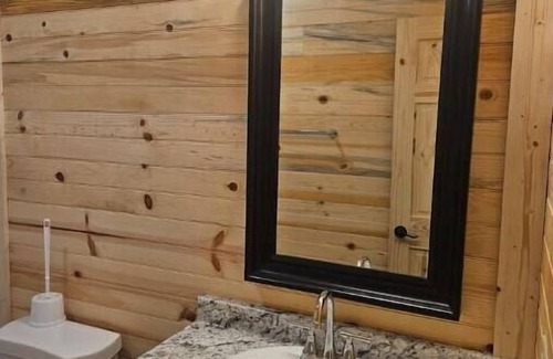 Hugo Apartment | Private Cabin Full Kitchen 1