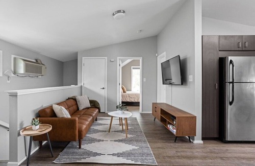 Near Eastside Apartment | Private Carriage House in the Heart of Indy