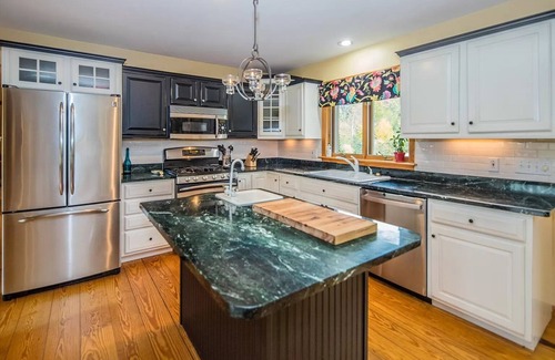 East Haven  Rutland County House | Private Chalet with Custom WFH Space and Hot Tub
