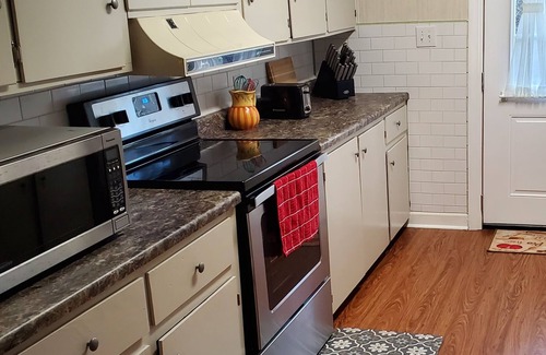 Comfort House | Private Country Home within minutes from the Beach and Historic New Bern