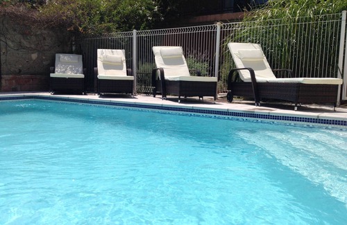 Argeliers House | Private Courtyard and Pool, close to Carcassonne and Mediterranean Beaches