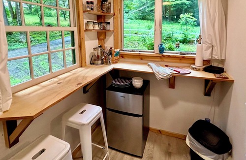 Brattleboro Cabin | Private, cozy, and charming cabin just minutes from town.