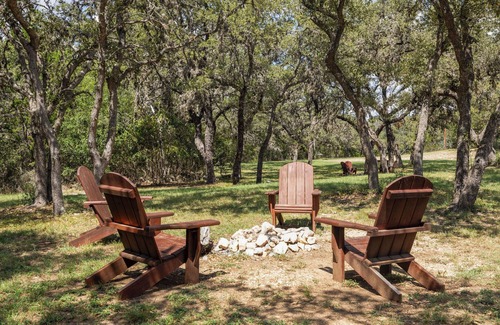 Leakey Cabin | Private, Cozy Cabin on 6 acres with Mountain Views in the Heart of the Texas Hill Country Near Lost Maples and Garner State Parks