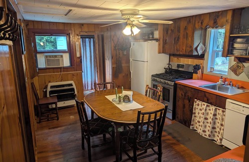 Indian Lake Cottage | Private, Cozy Cottage in the woods