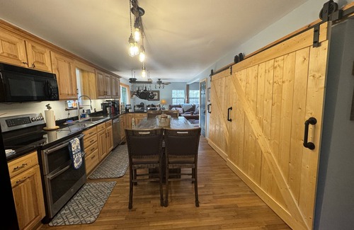 Tellico Plains Cabin | Private Creekside Luxury Bohemian Lodge on Coker Creek with Oversized Hot Tub