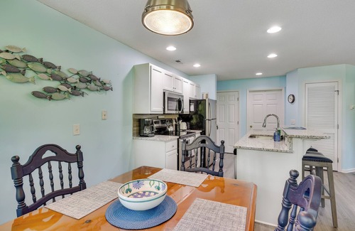 St. James Condo | Private Deck & Pool Access: Southport Resort Condo