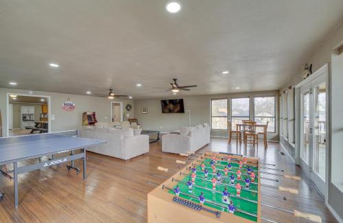 Tia Juana House | Private Dock Grand Lake Family Home