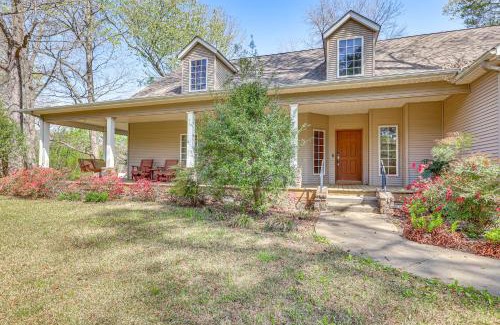 Heber Springs House | Private Dock The River House in Heber Springs!