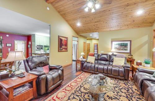 Heber Springs House | Private Dock The River House in Heber Springs!