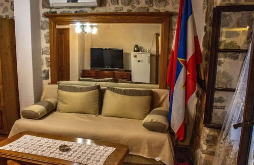 Kotor Old Town Apartment | Private double room in the Old Town in Kotor