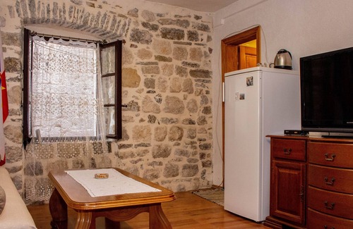 Kotor Old Town Apartment | Private double room in the Old Town in Kotor