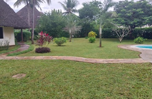 Ukunda Villa | Private Dream Villa Diani Beach