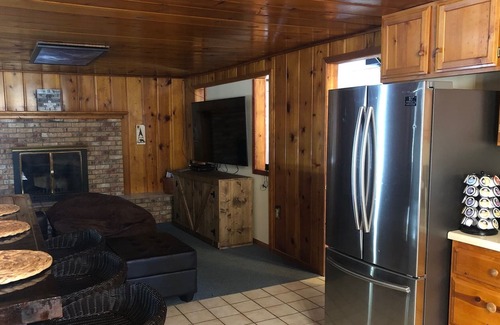 Sula Cabin | Private East Fork River Cabin, 2 acres, 30 minutes to ski hill & Darby