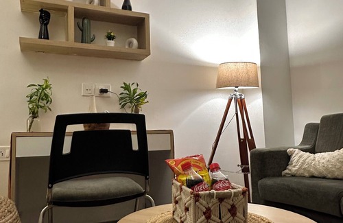 Greater Noida Apartment | Private Elegante Luxury Stay - 21thFloor
